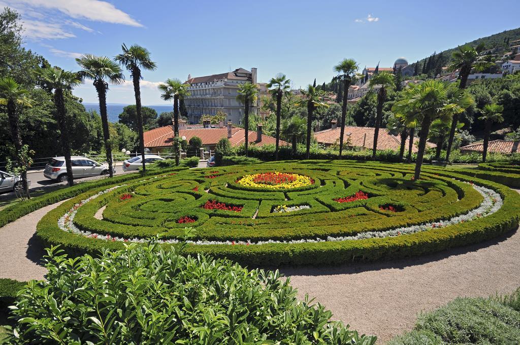 Hotel Opatija Ngoại thất bức ảnh