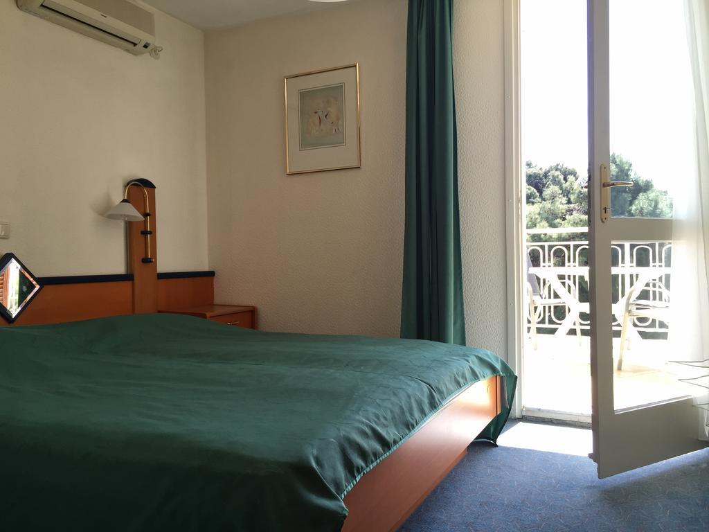Hotel Opatija Ngoại thất bức ảnh