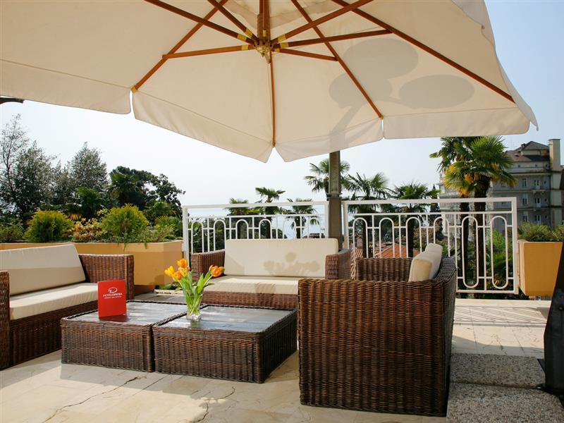Hotel Opatija Ngoại thất bức ảnh