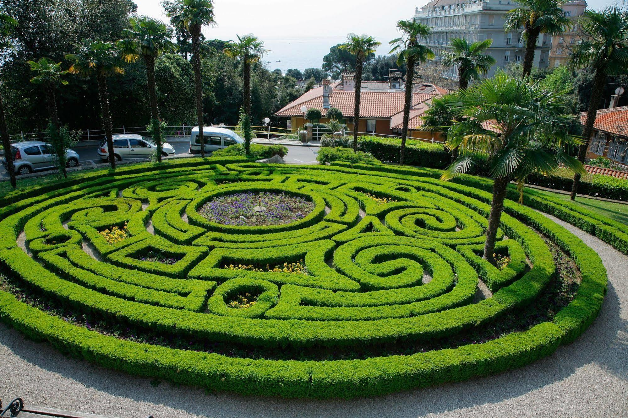 Hotel Opatija Ngoại thất bức ảnh