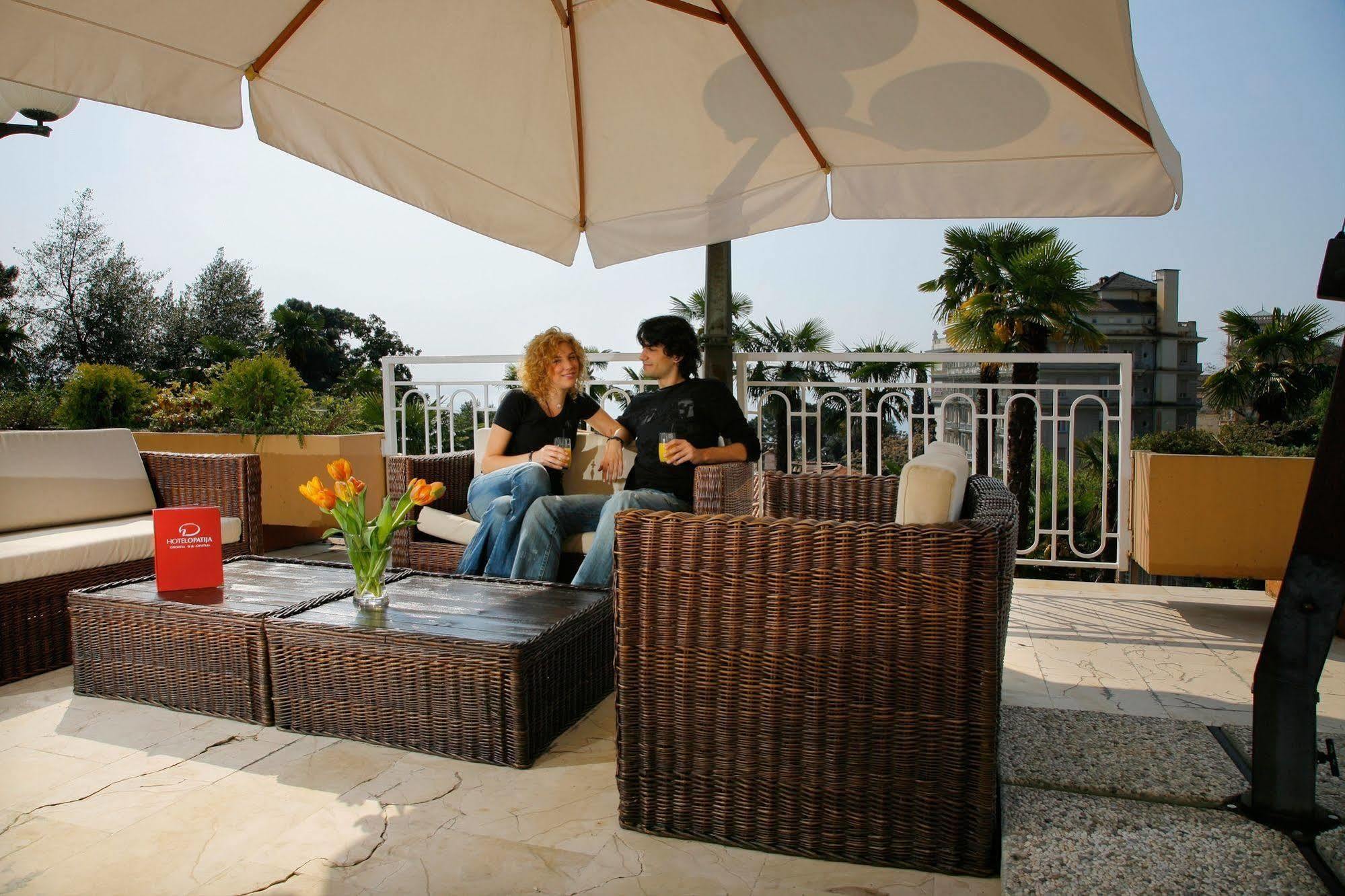 Hotel Opatija Ngoại thất bức ảnh
